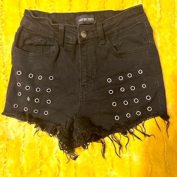 Fashion Nova High Waisted Jean Shorts - Picture 1 of 4